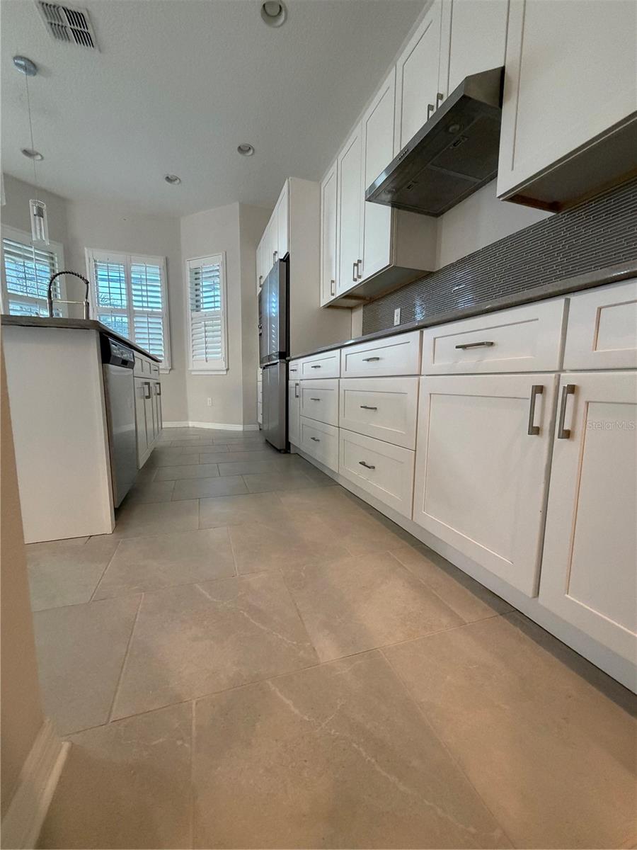 Image 5 of 29 For 13183 Woodford Street