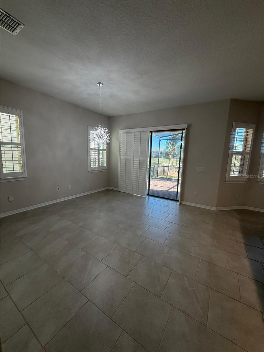 Image 7 of 29 For 13183 Woodford Street