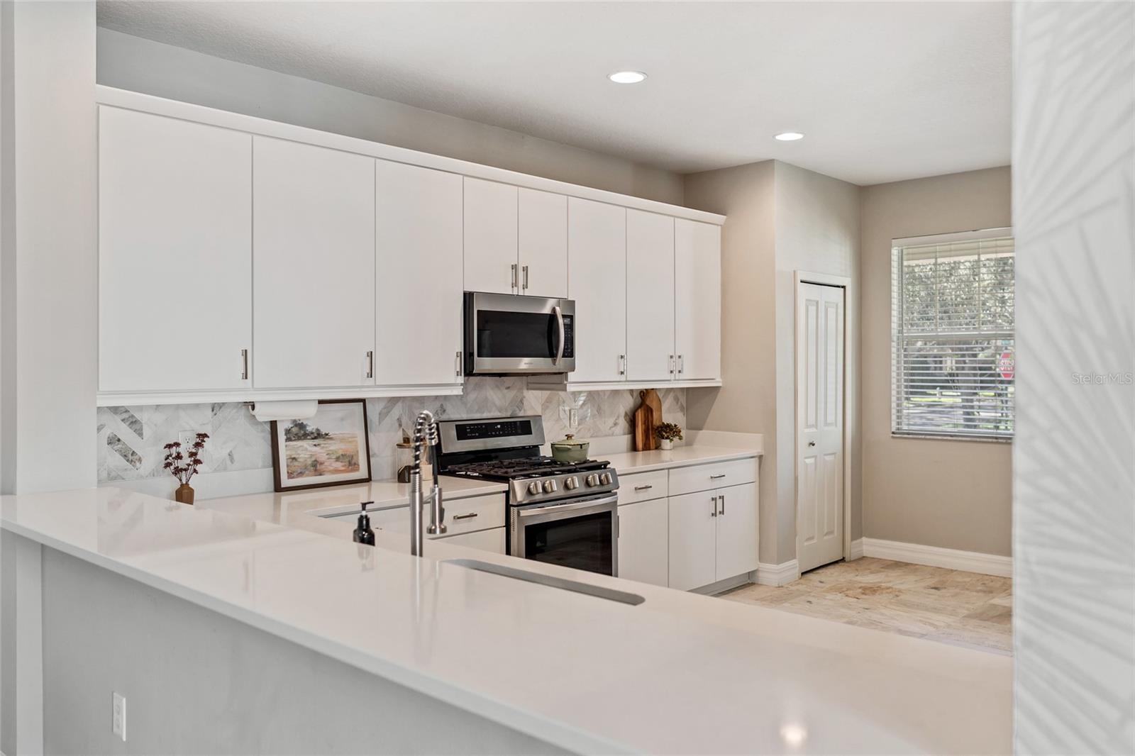 Image 12 of 36 For 7935 Winter Wren Street