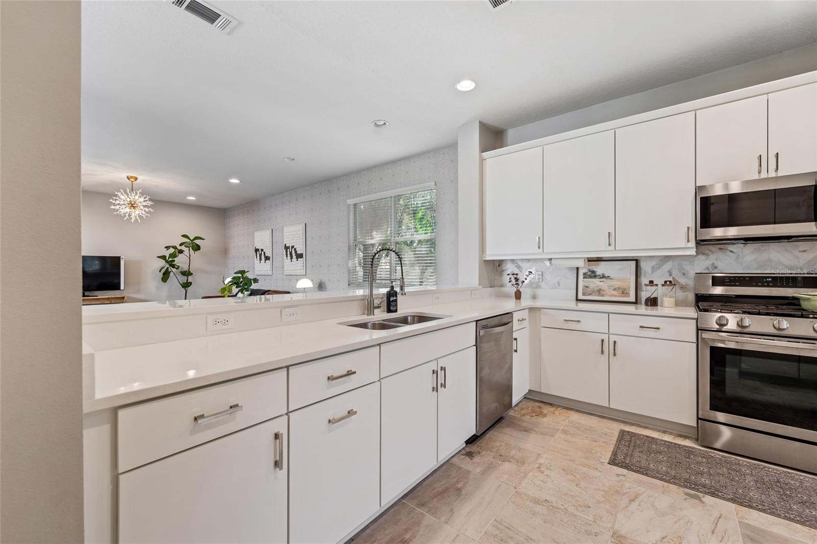 Image 13 of 36 For 7935 Winter Wren Street