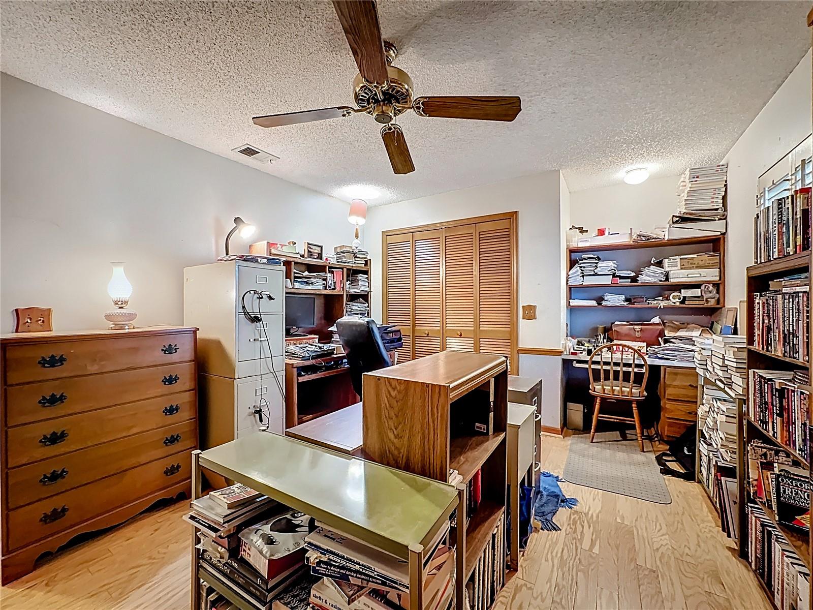 Image 23 of 57 For 281 Spring Valley Road