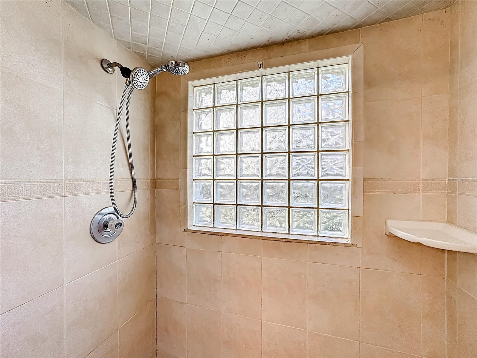 Image 26 of 57 For 281 Spring Valley Road