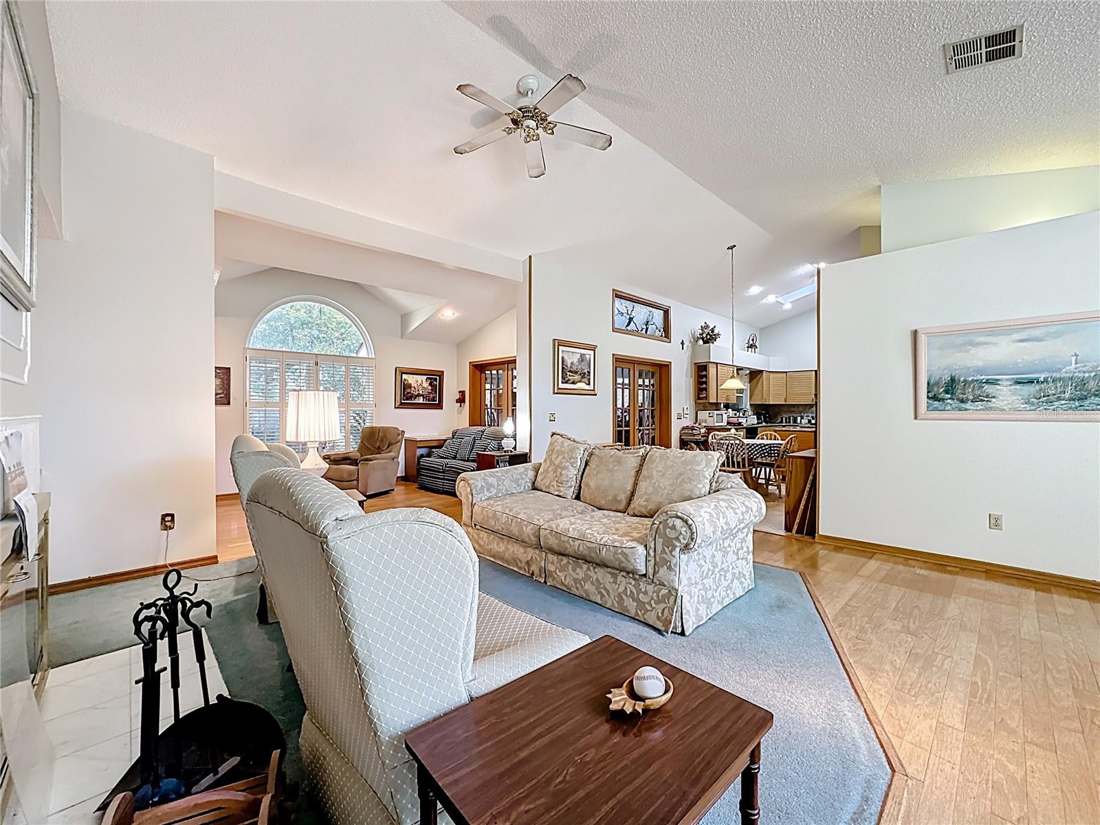 Image 40 of 57 For 281 Spring Valley Road