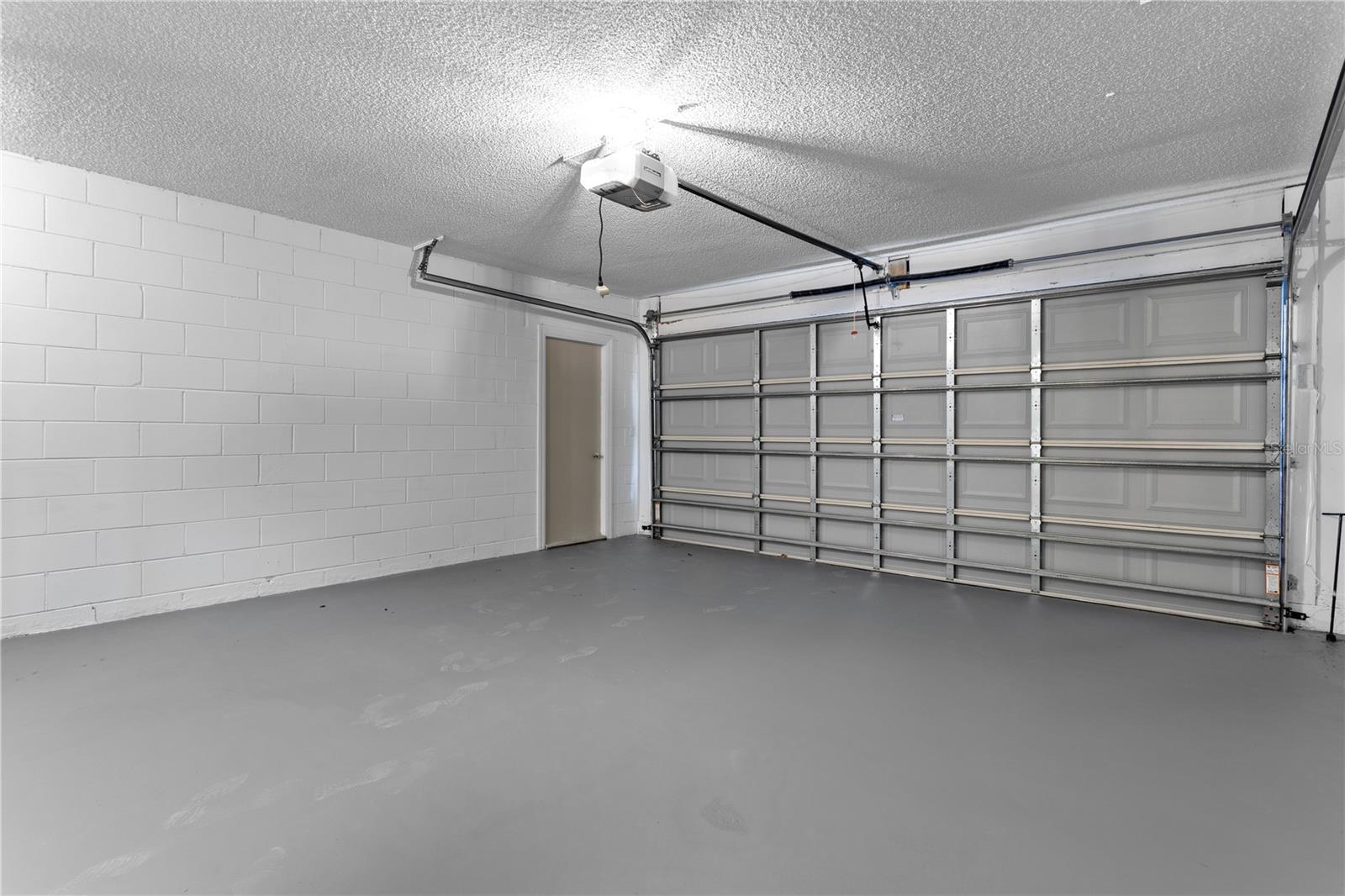 Image 36 of 38 For 416 Macgregor Road