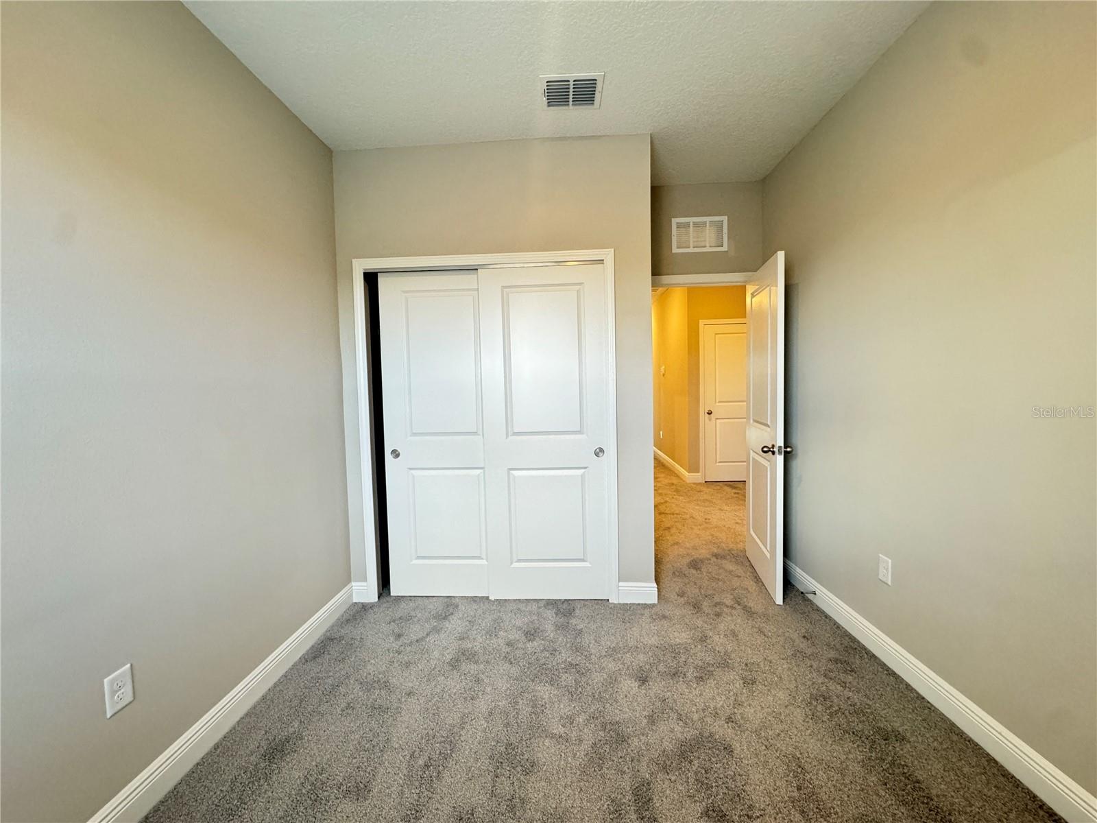 Image 20 of 35 For 16333 Hamlin Hills Road