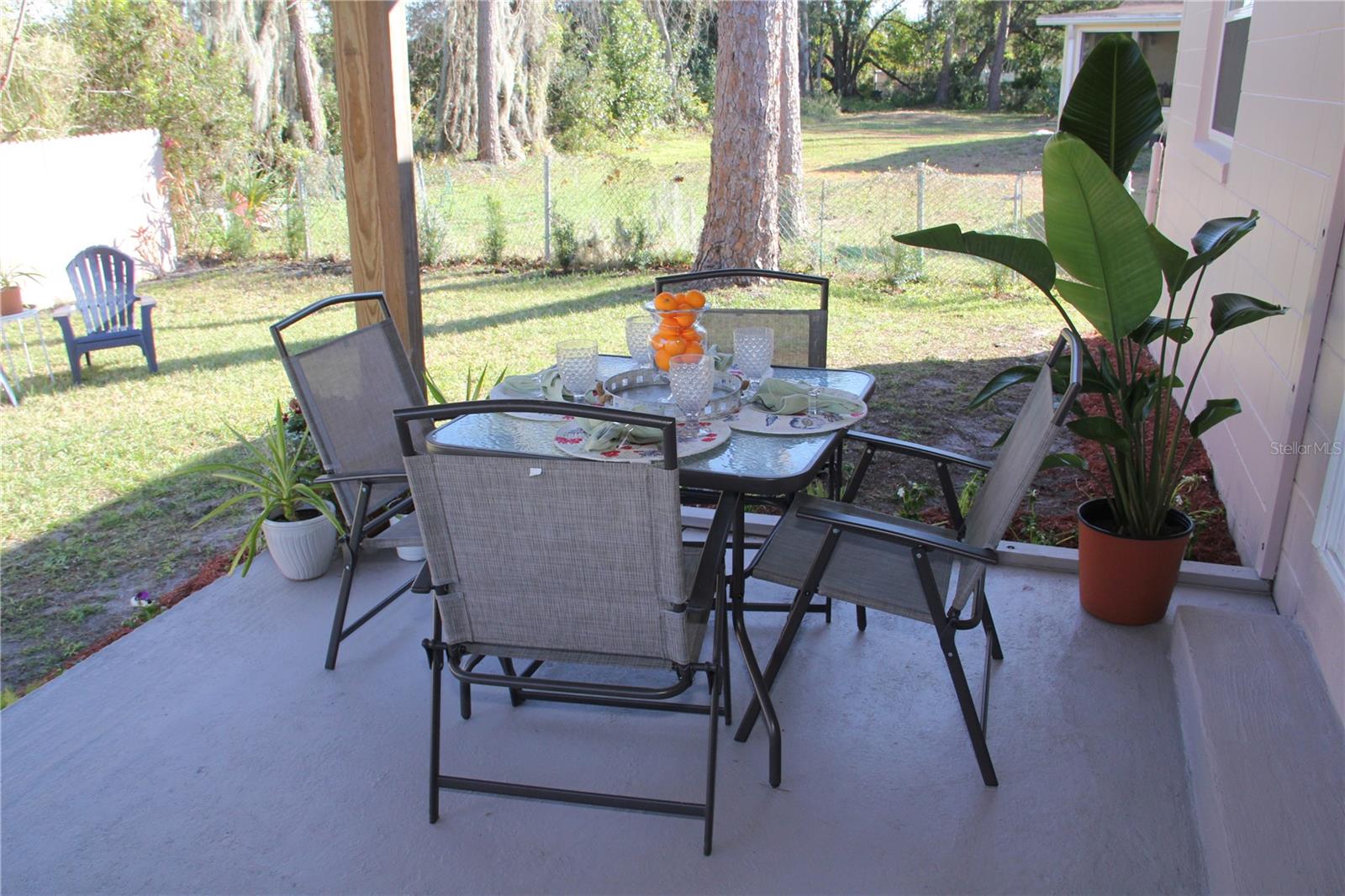 Listing photo id 16 for 2635 Kerwood Circle