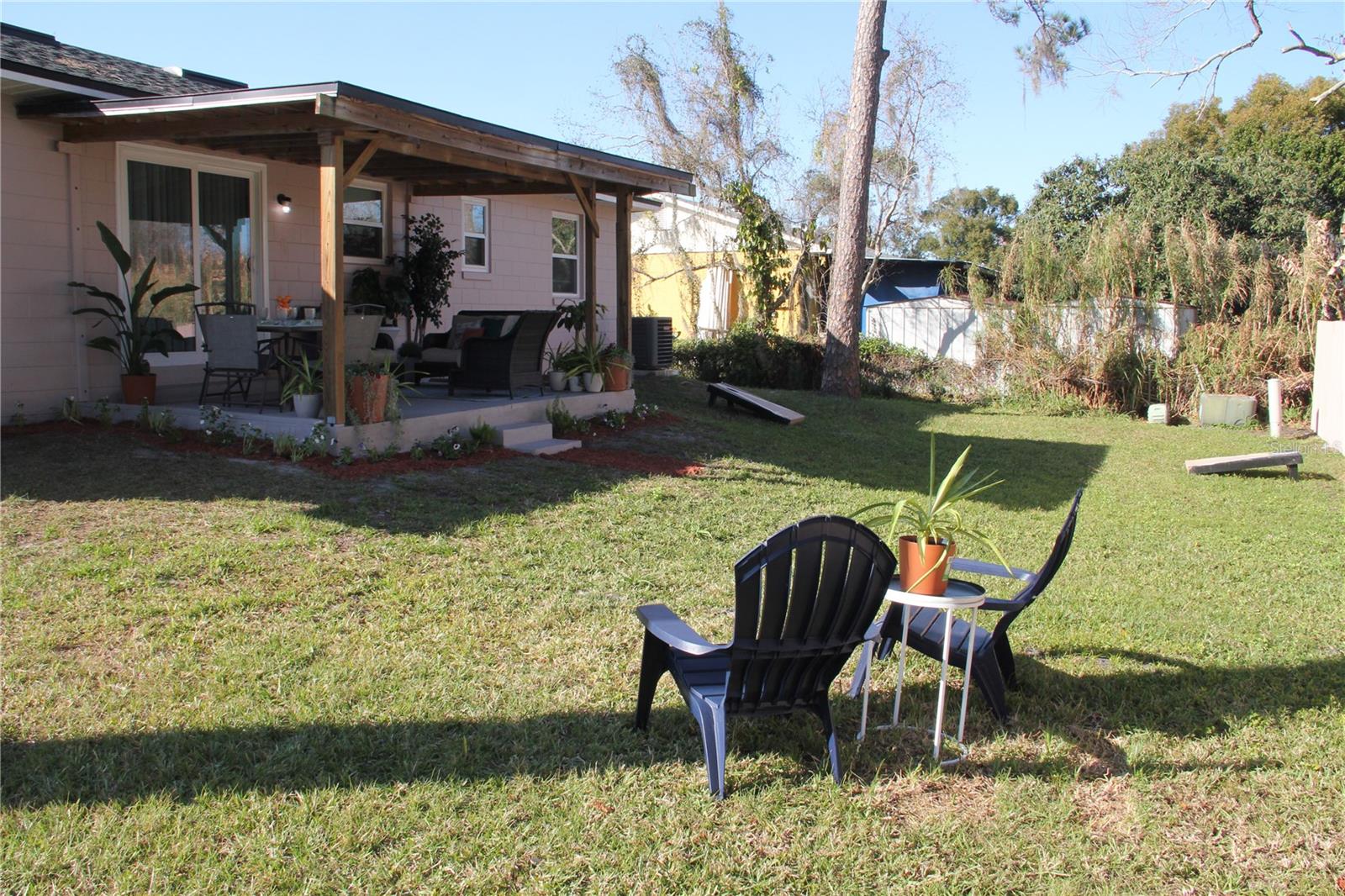 Listing photo id 17 for 2635 Kerwood Circle