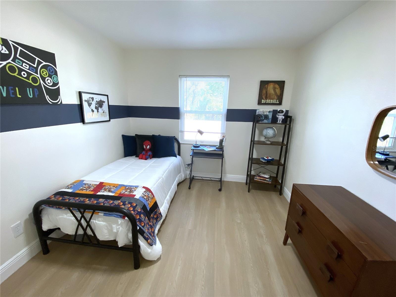 Listing photo id 7 for 2635 Kerwood Circle