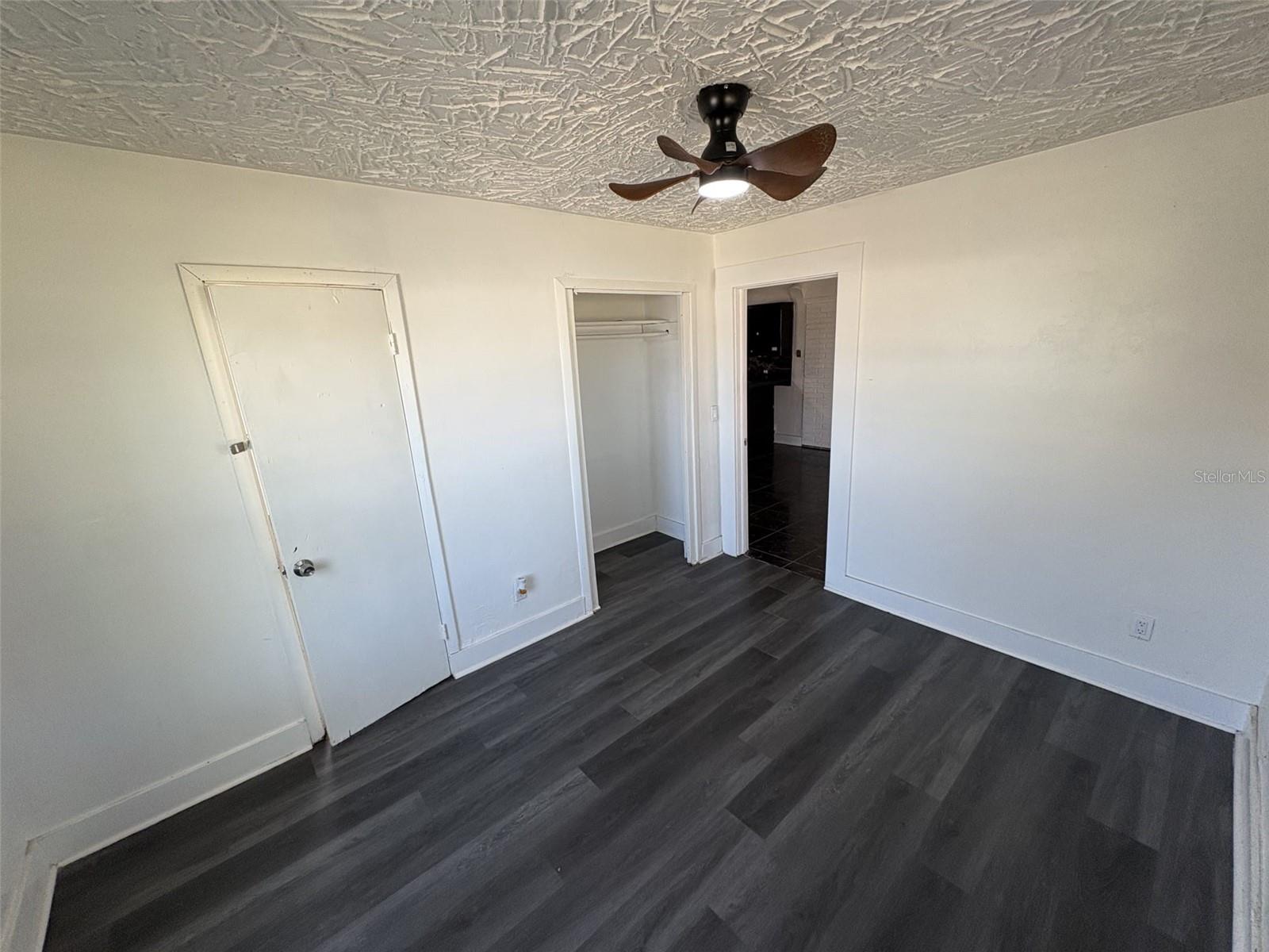 Image 11 of 16 For 1836 Harlem Circle