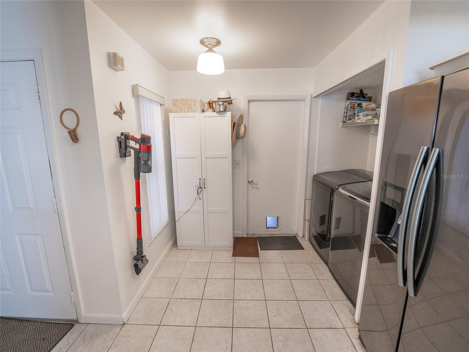 Image 13 of 33 For 4829 Walden Circle 7