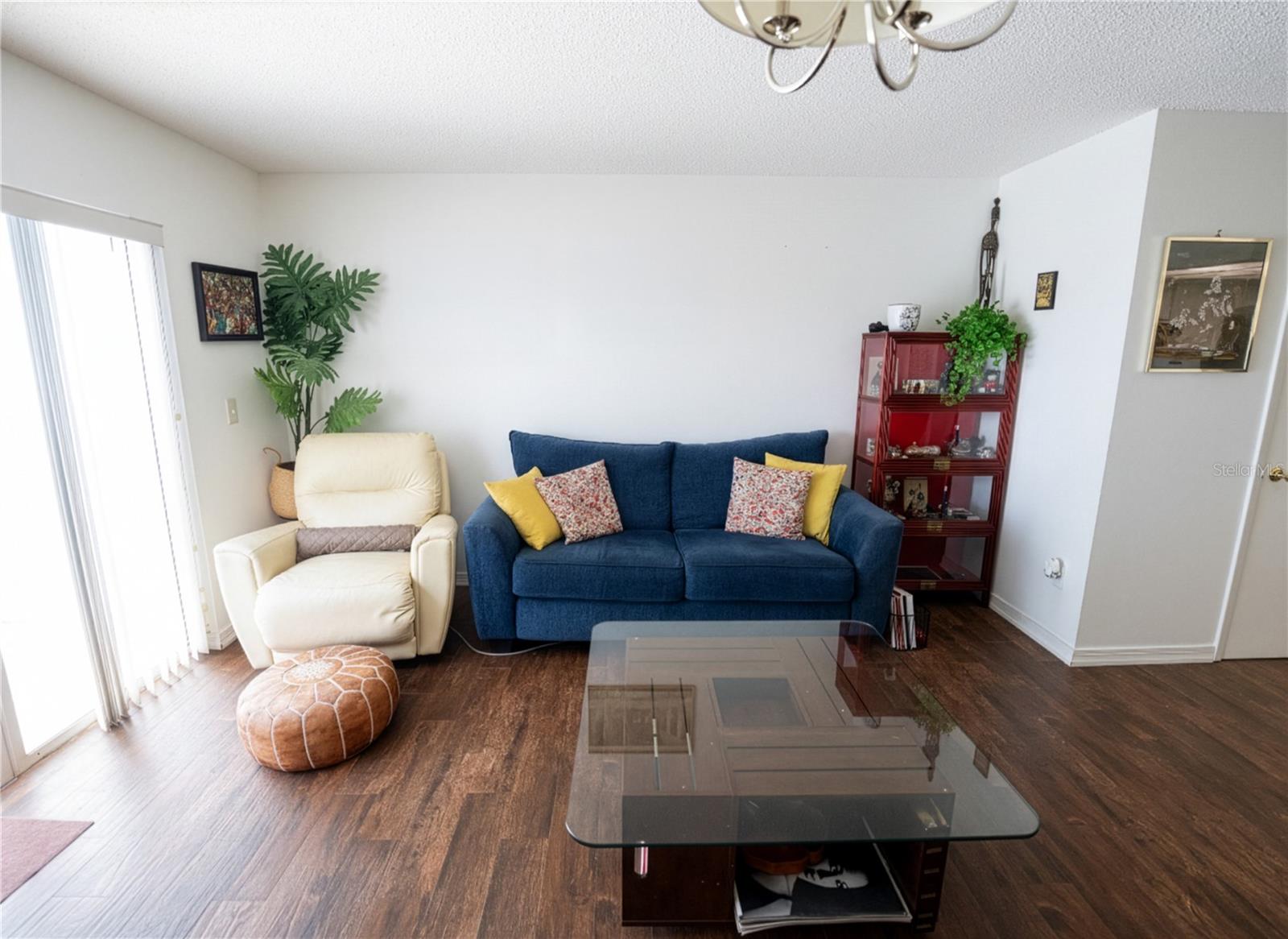 Image 8 of 33 For 4829 Walden Circle 7