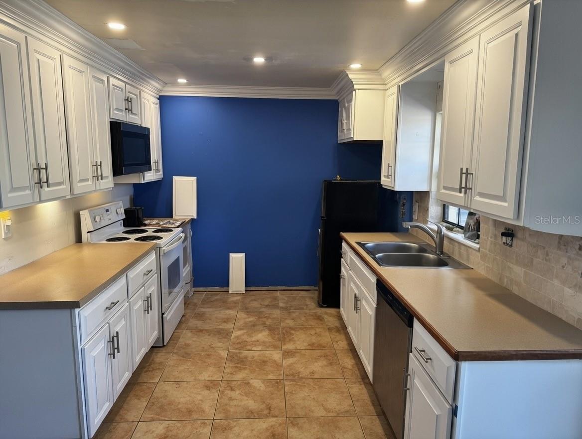 Image 4 of 7 For 1033 Baysinger Street Nw