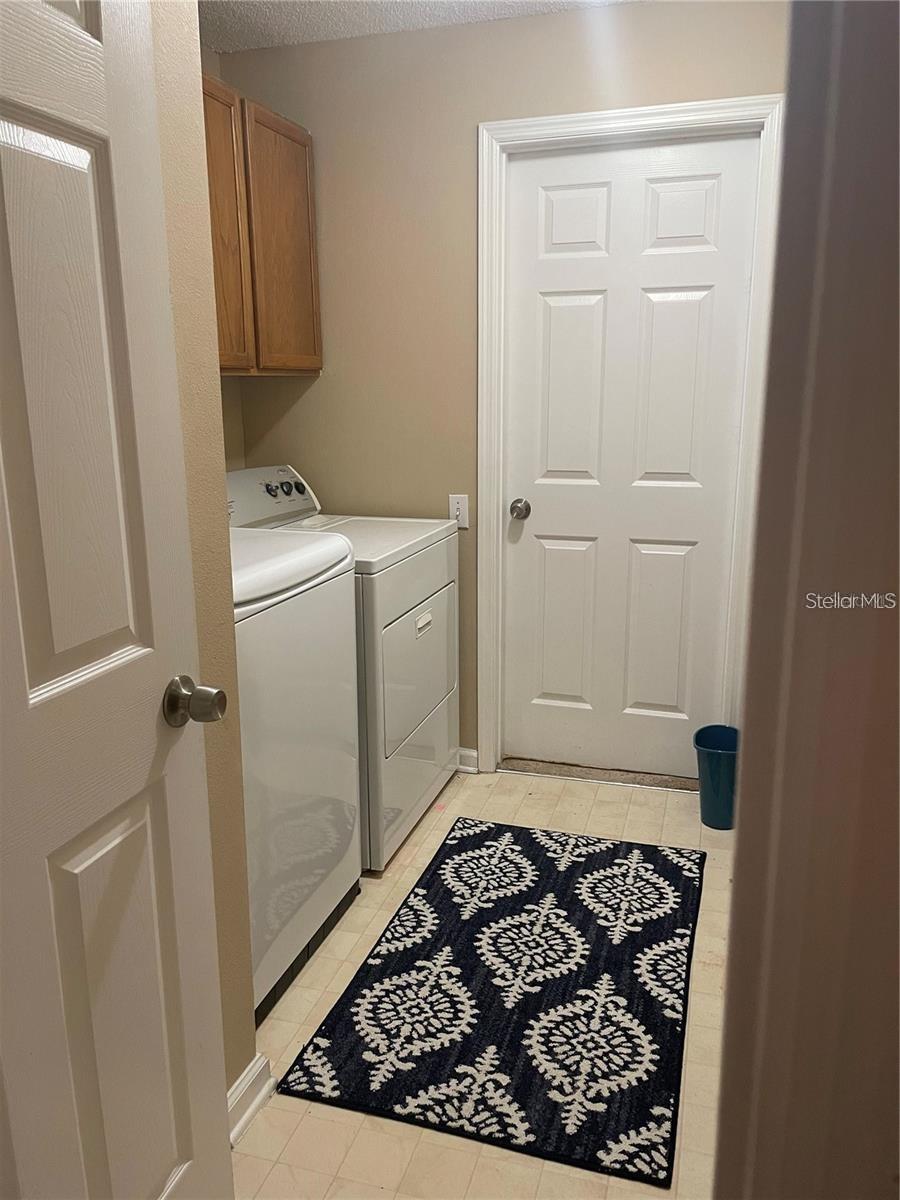 Image 20 of 28 For 3537 Moss Pointe Place