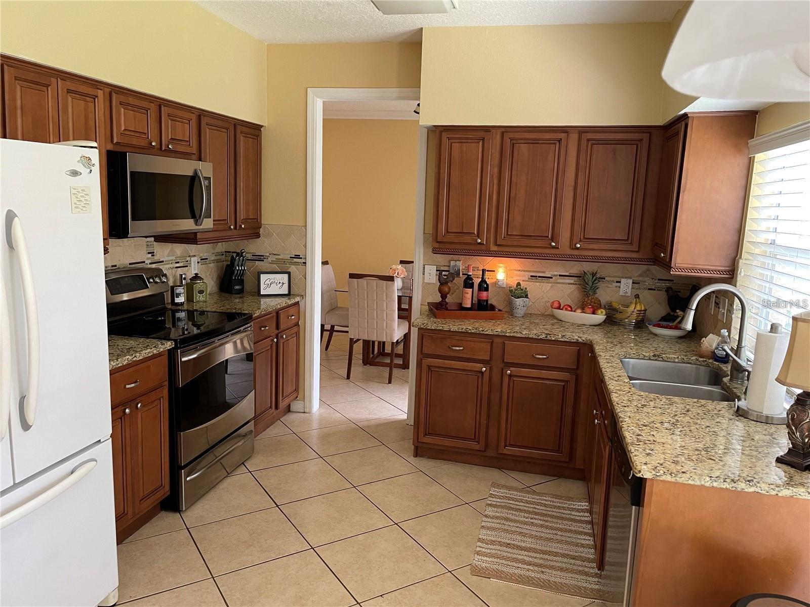 Image 7 of 28 For 3537 Moss Pointe Place