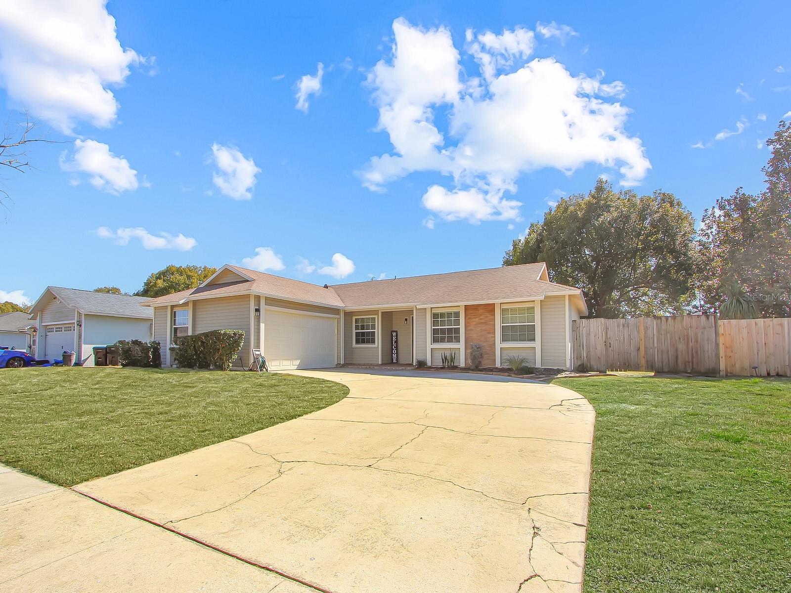 Image 2 of 24 For 8644 Lyonia Drive