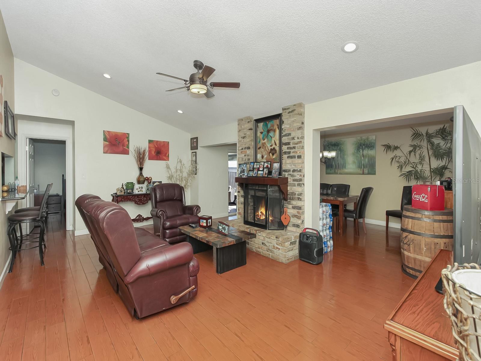 Image 5 of 24 For 8644 Lyonia Drive