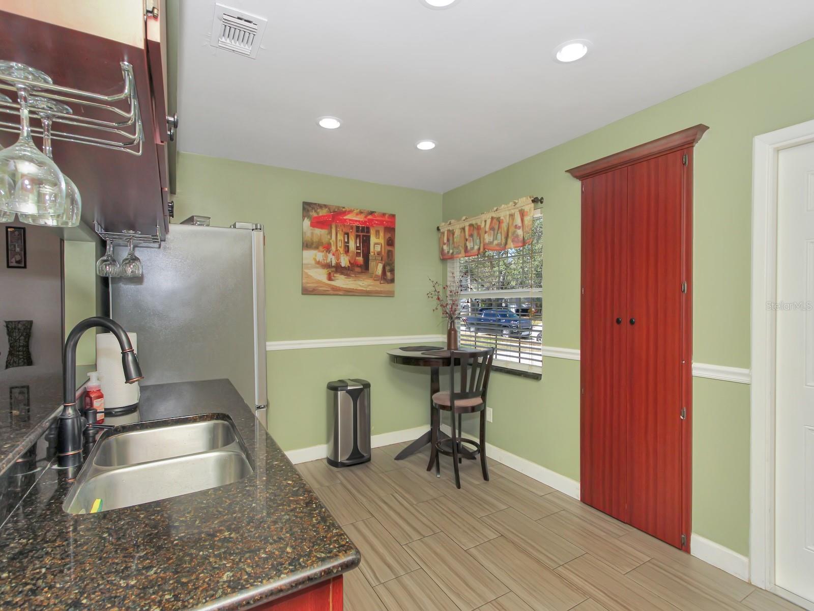 Image 7 of 24 For 8644 Lyonia Drive