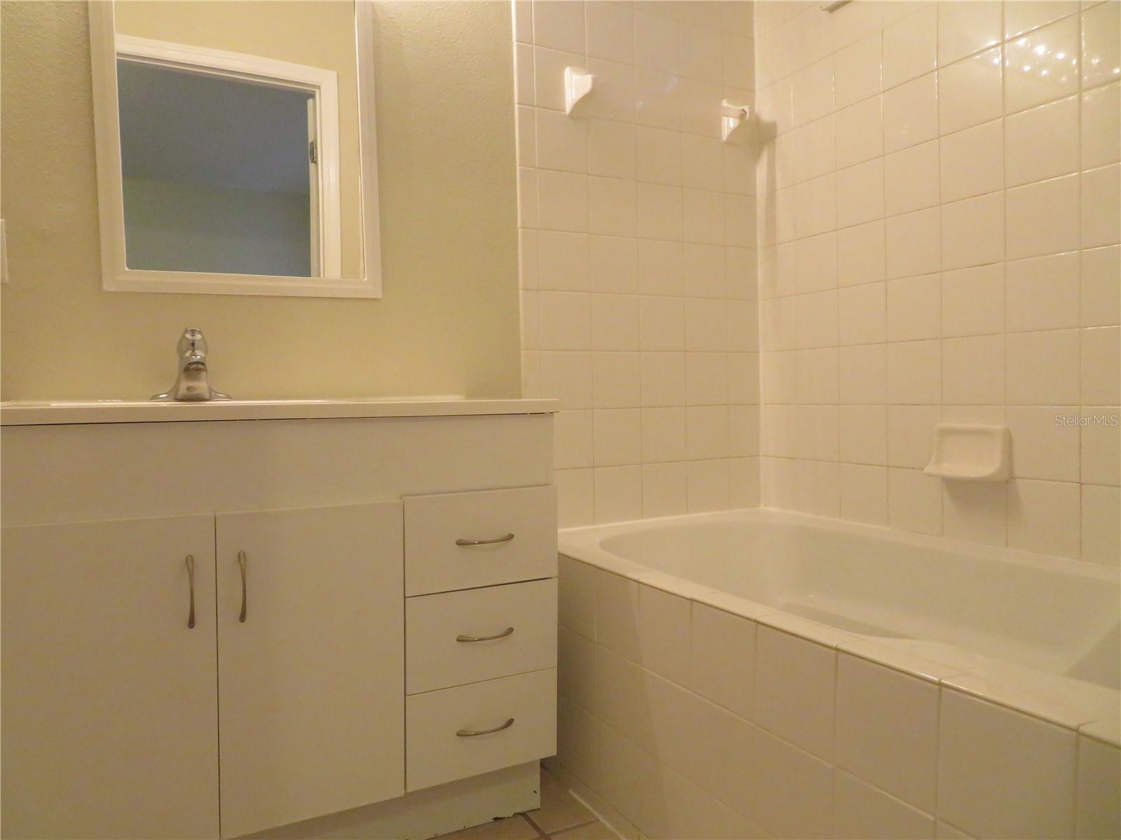 Image 12 of 17 For 325 Sonja Circle