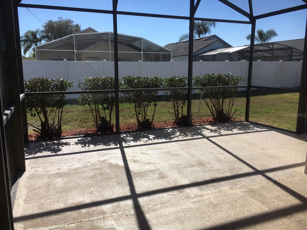 Image 4 of 17 For 325 Sonja Circle