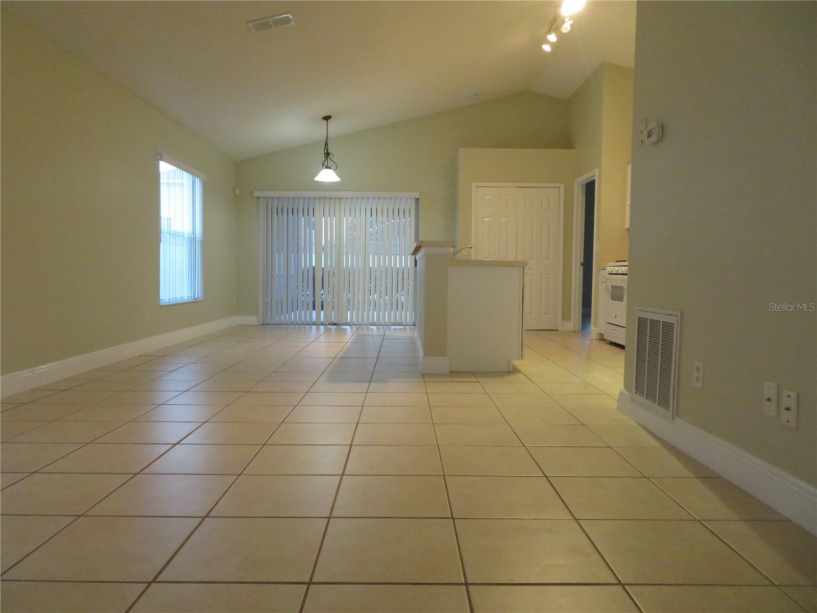 Image 5 of 17 For 325 Sonja Circle