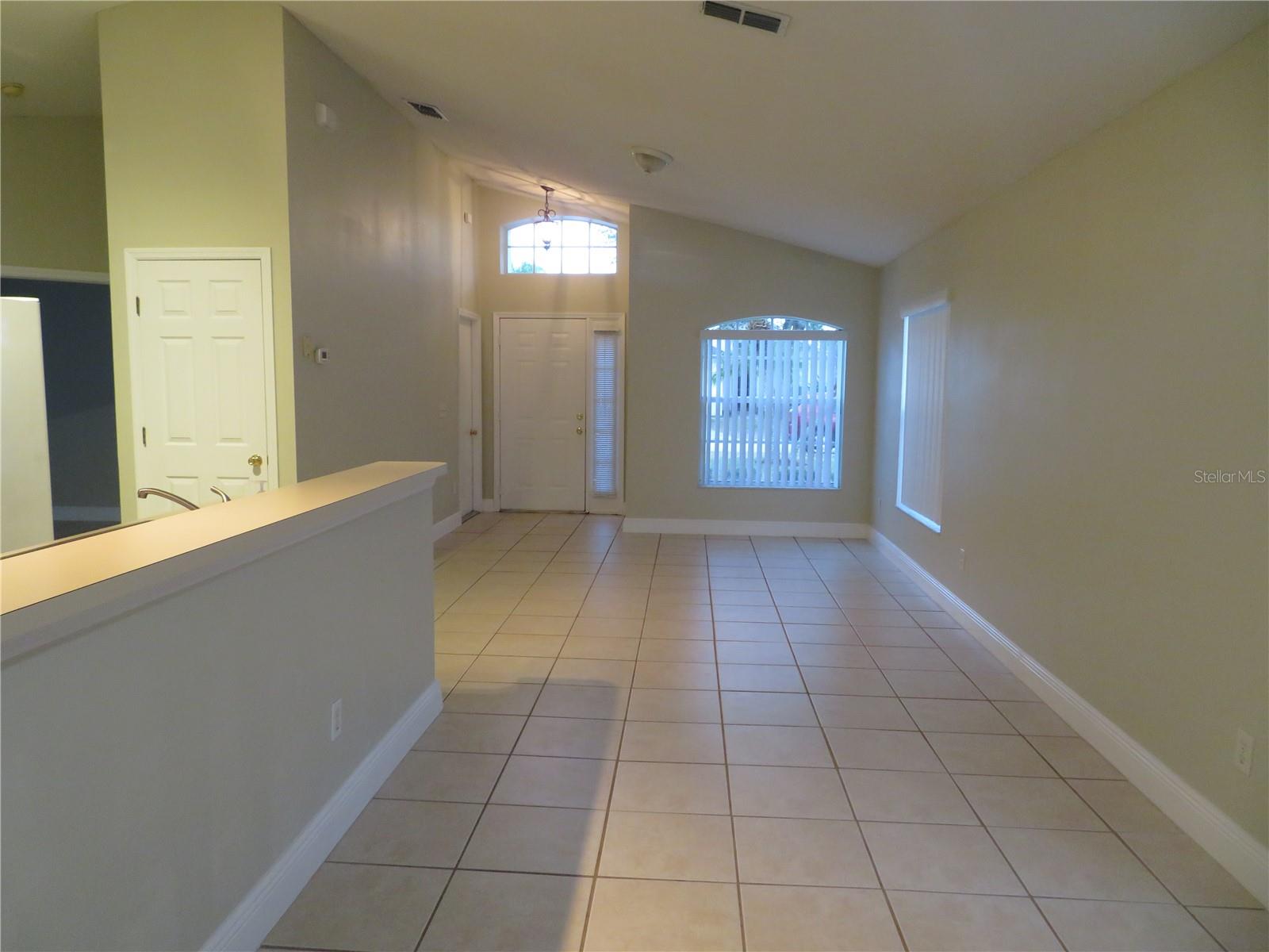 Image 6 of 17 For 325 Sonja Circle