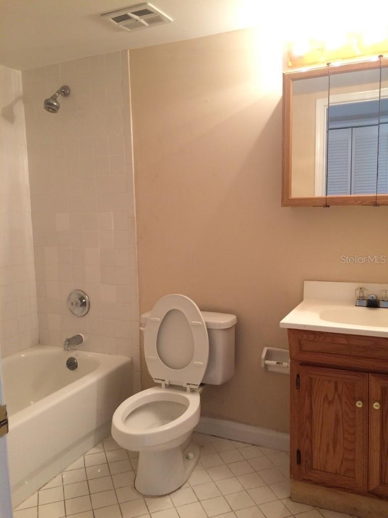 Image 6 of 11 For 1000 Semoran Boulevard 512