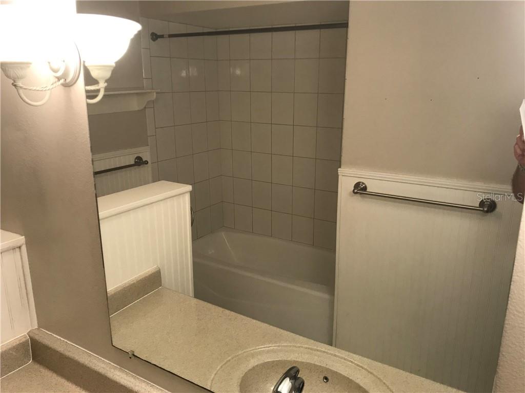 Image 12 of 20 For 852 Woodside Road