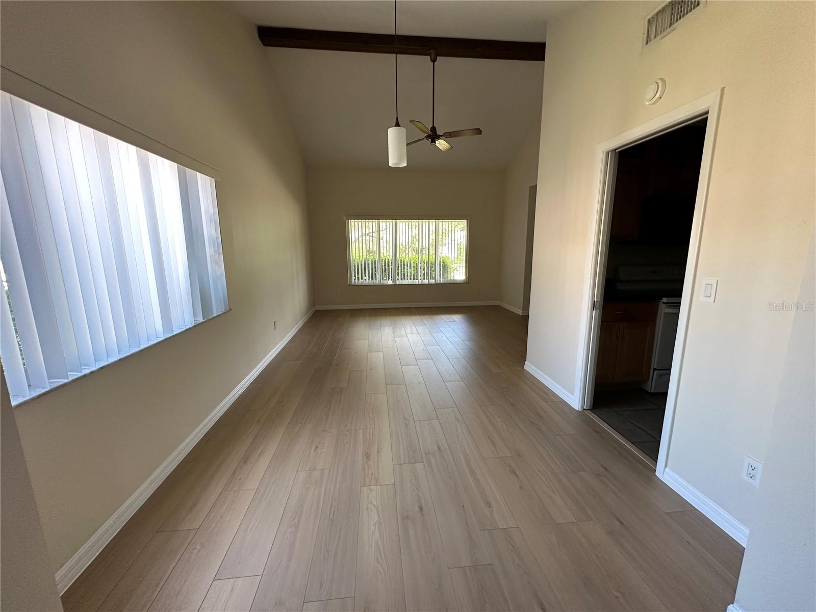 Image 3 of 20 For 852 Woodside Road