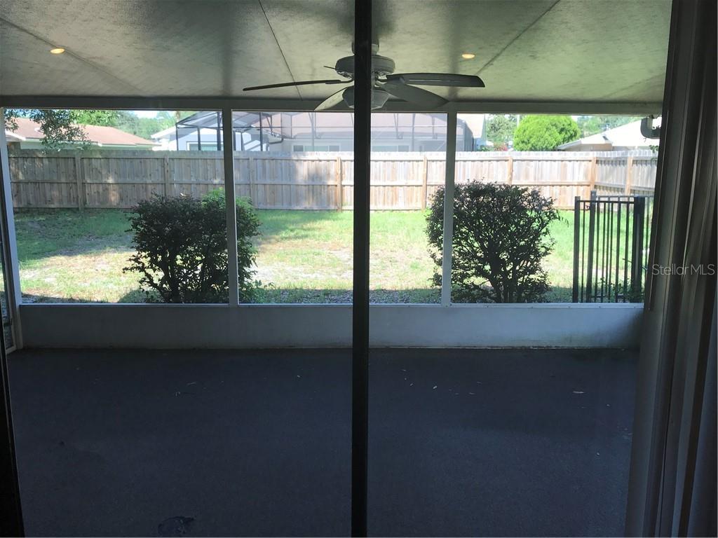 Image 9 of 20 For 852 Woodside Road