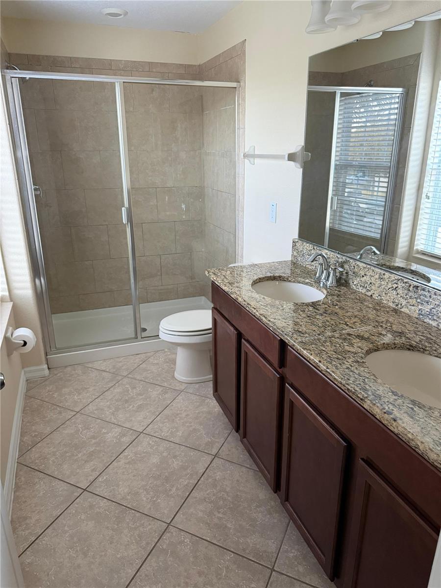 Image 10 of 12 For 12850 Strode Lane