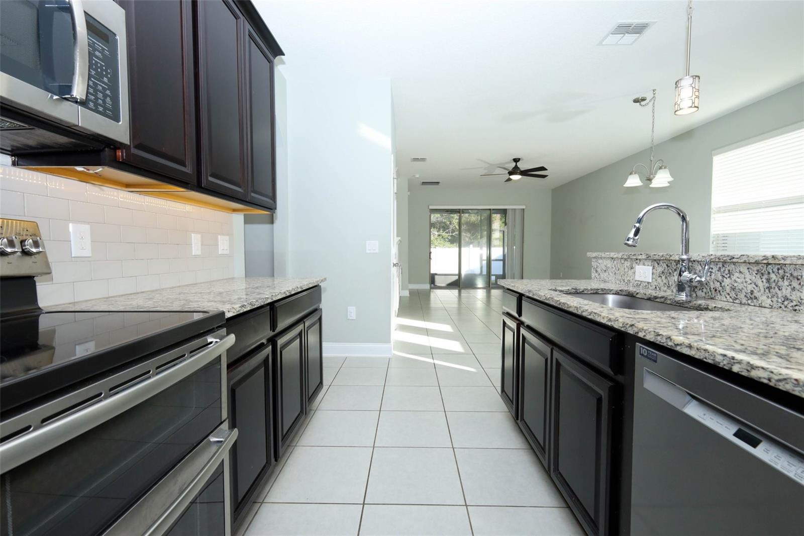 Image 11 of 21 For 4043 Lake Bosse View Drive