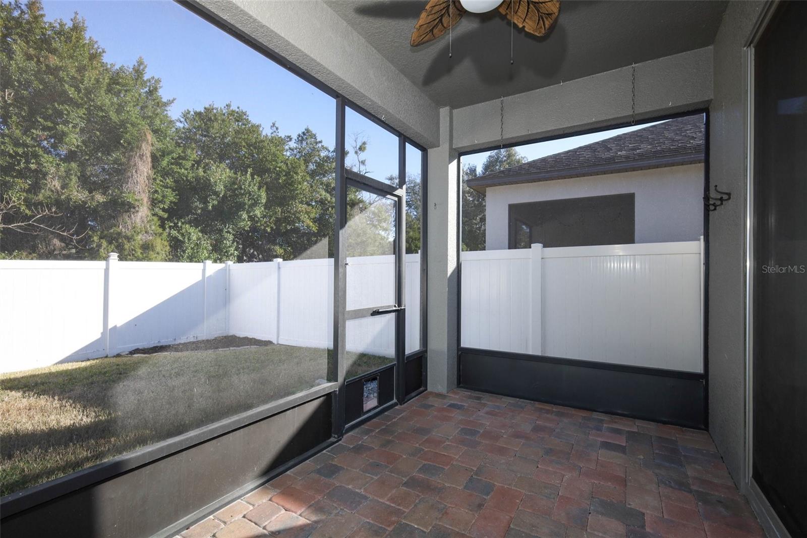 Image 17 of 21 For 4043 Lake Bosse View Drive