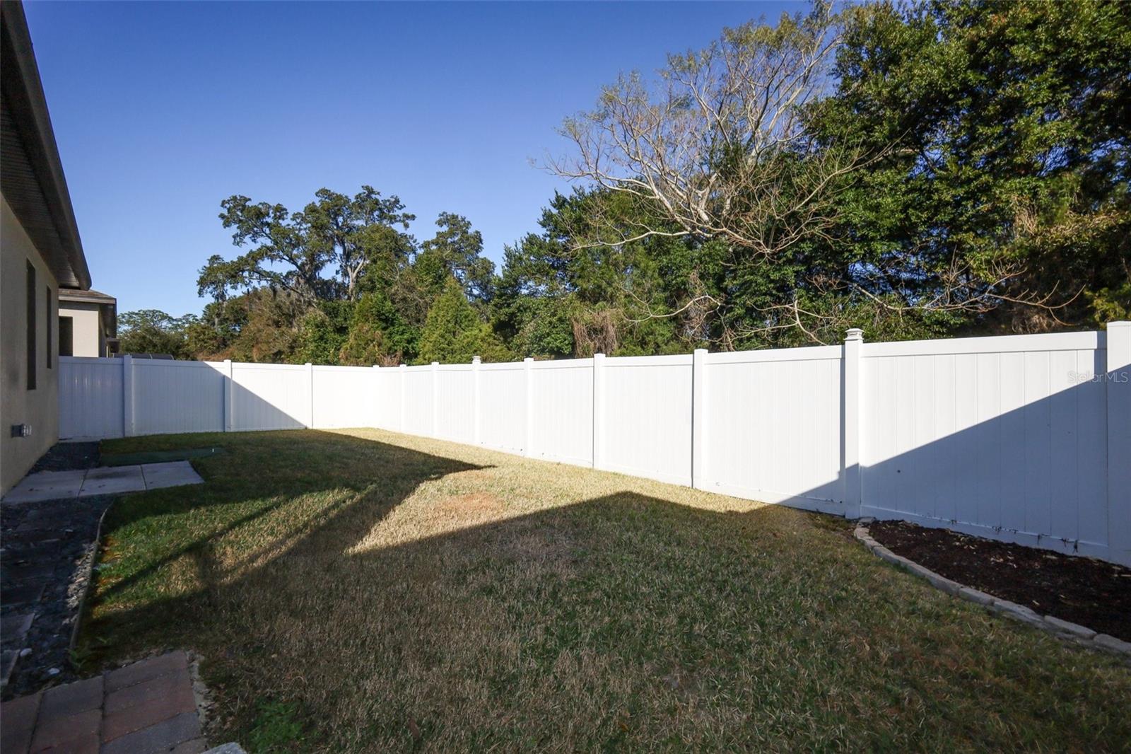 Image 18 of 21 For 4043 Lake Bosse View Drive