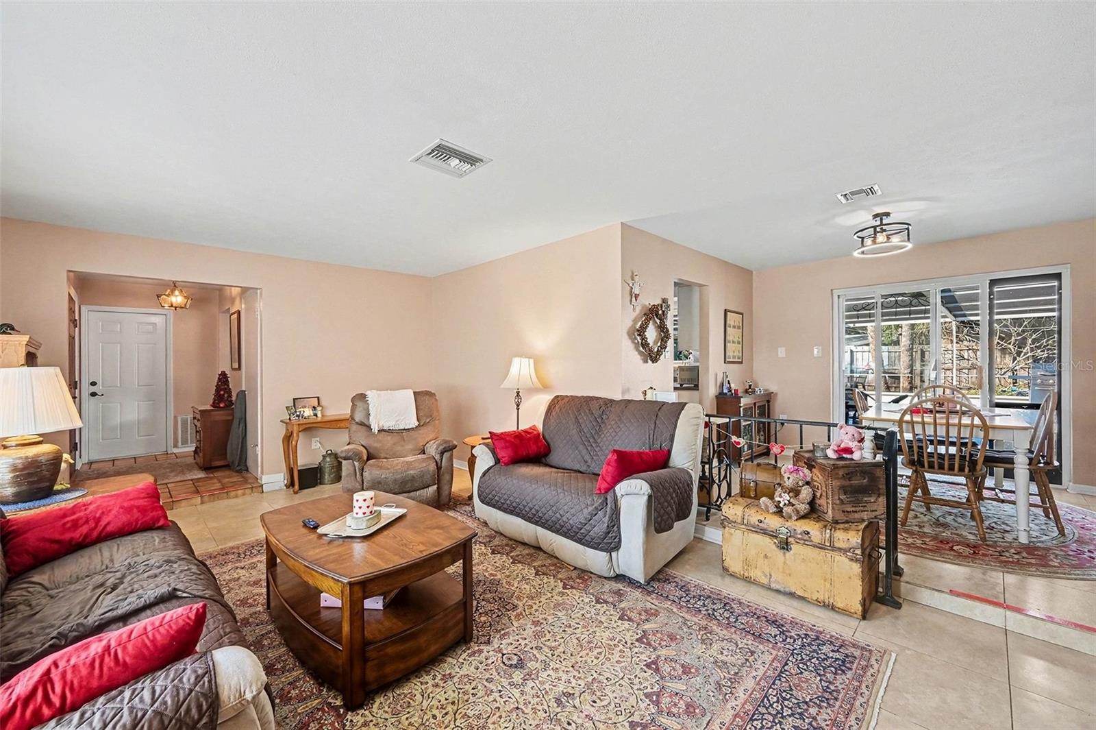 Image 3 of 25 For 108 River Heights Drive