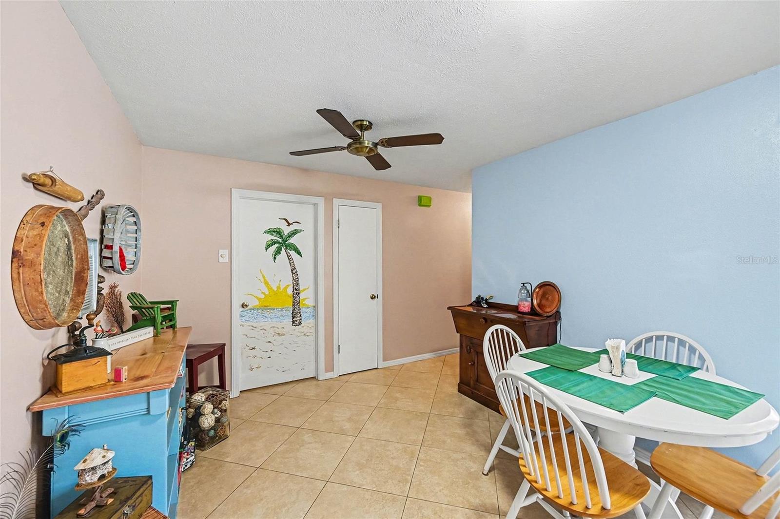 Image 9 of 25 For 108 River Heights Drive