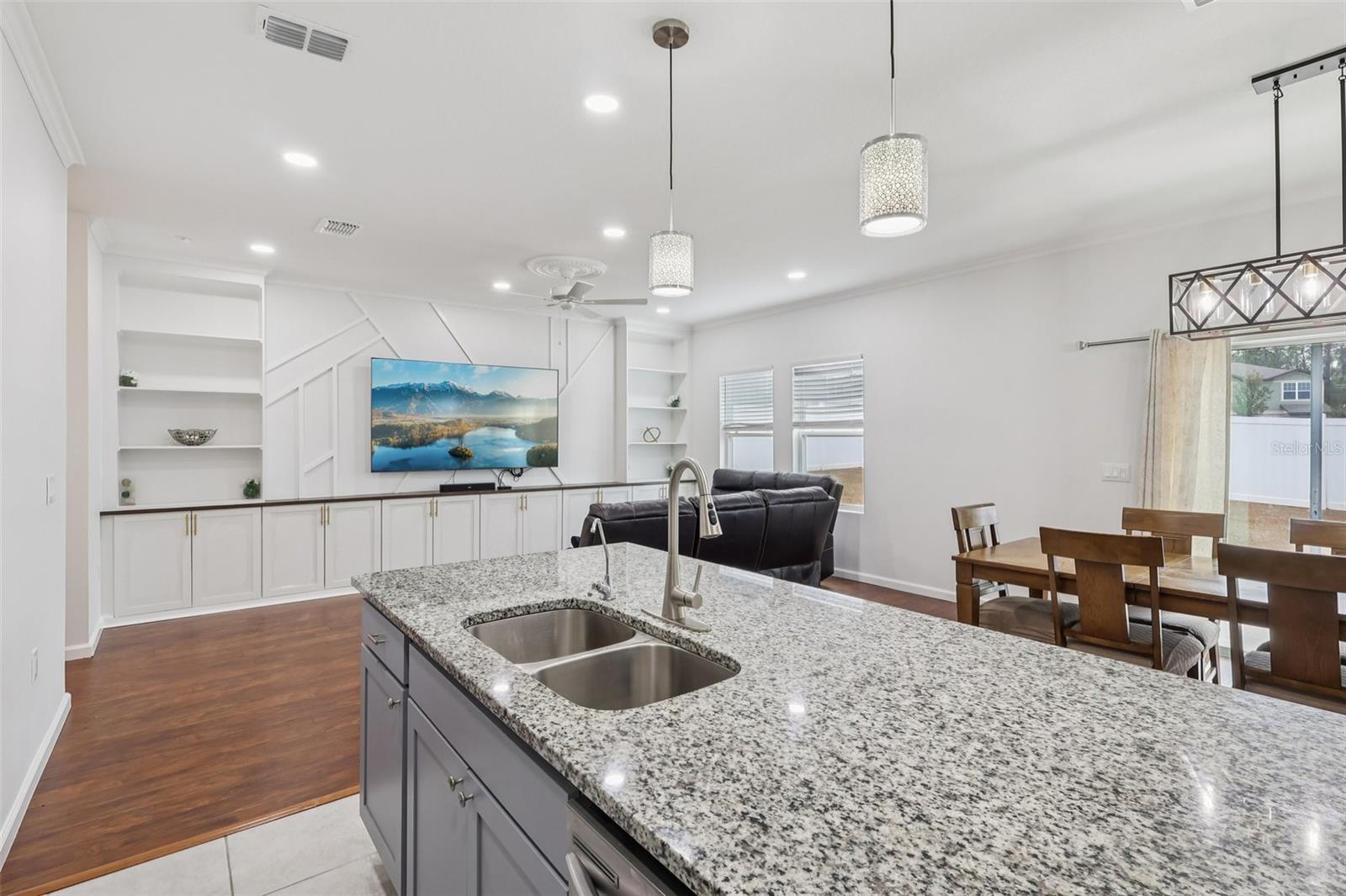 Image 8 of 23 For 2270 Hemingway Circle