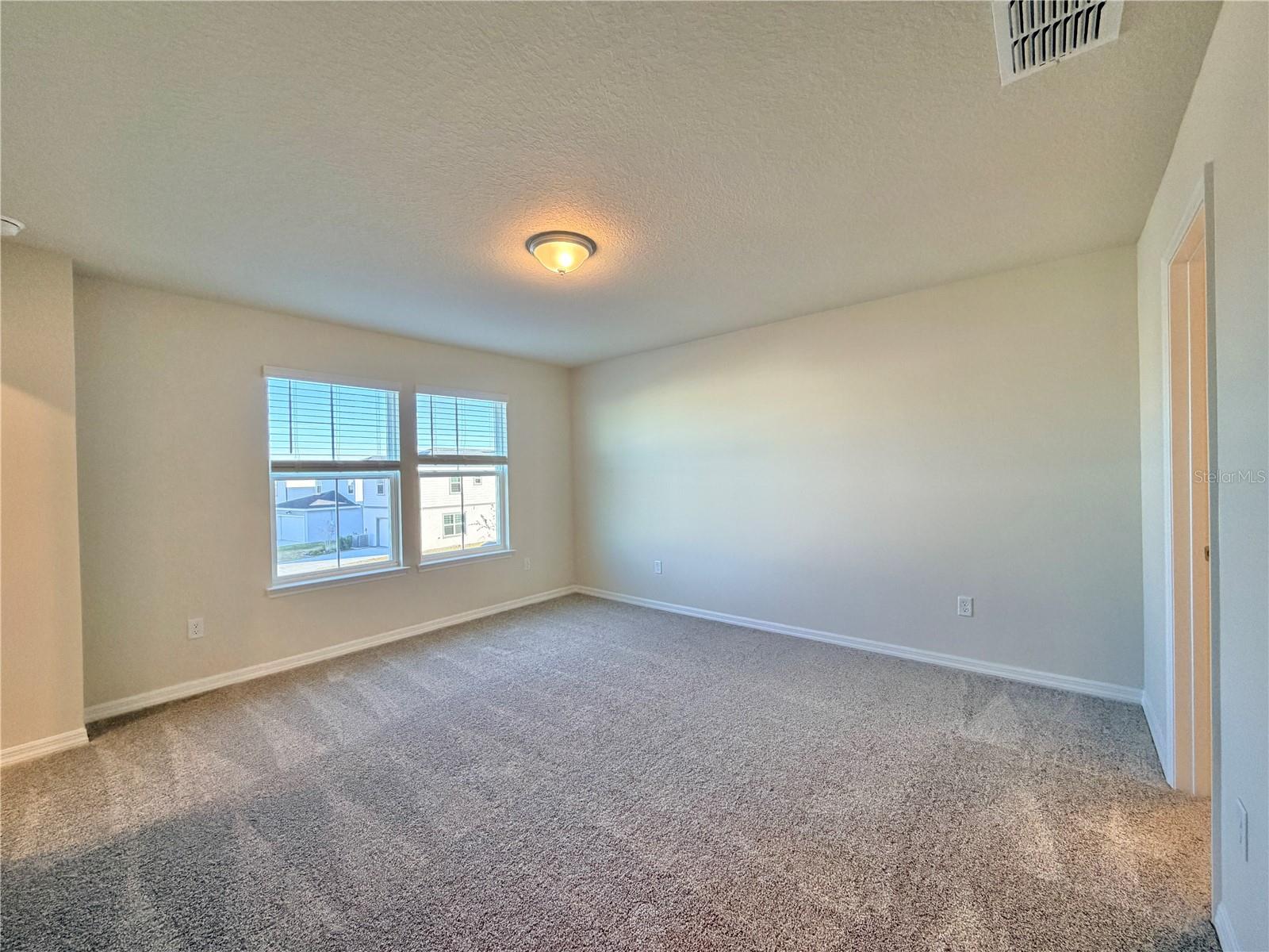 Image 20 of 27 For 16262 Bright Leaf Road