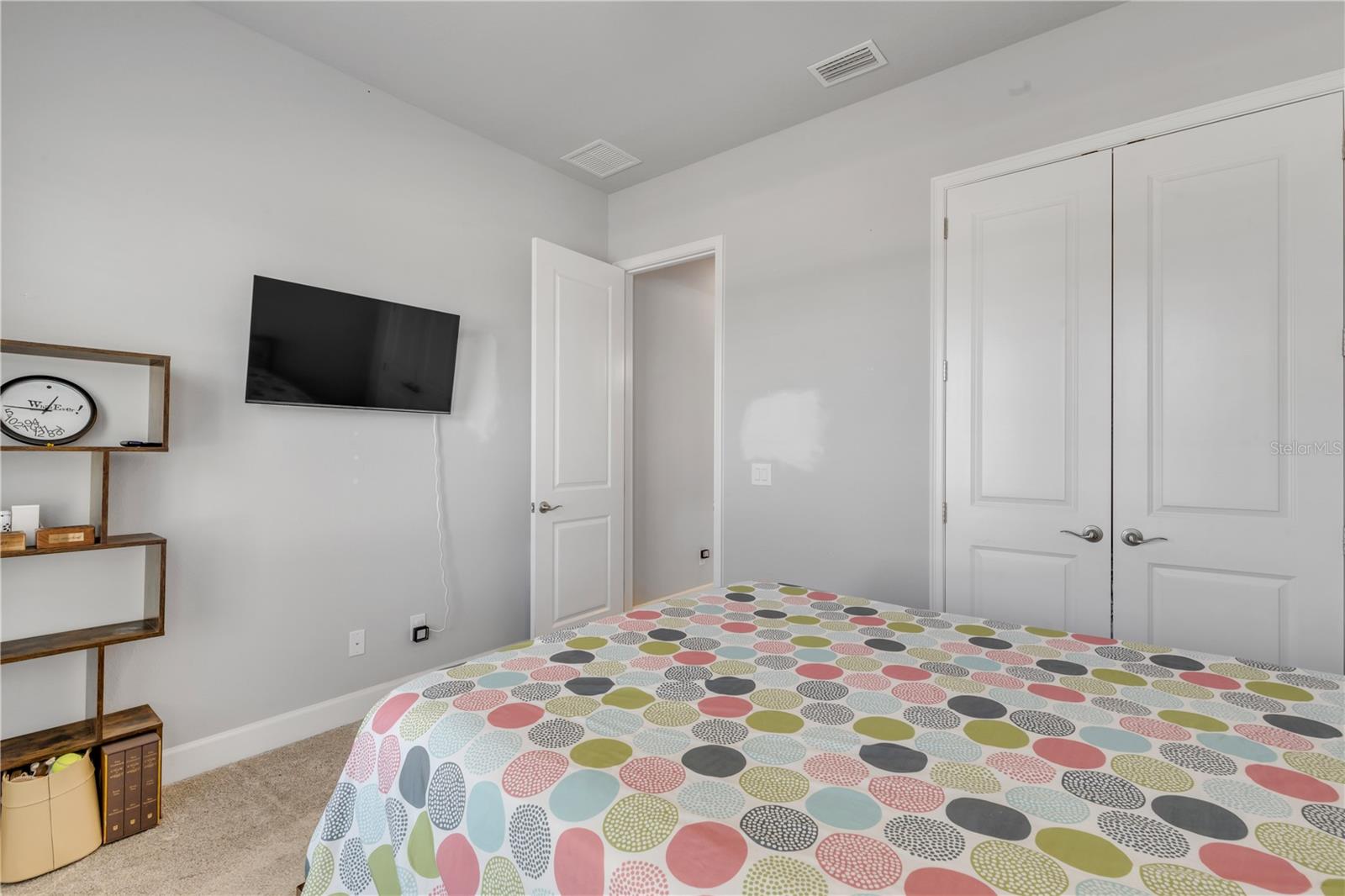 Image 18 of 33 For 246 Azure Mist Way