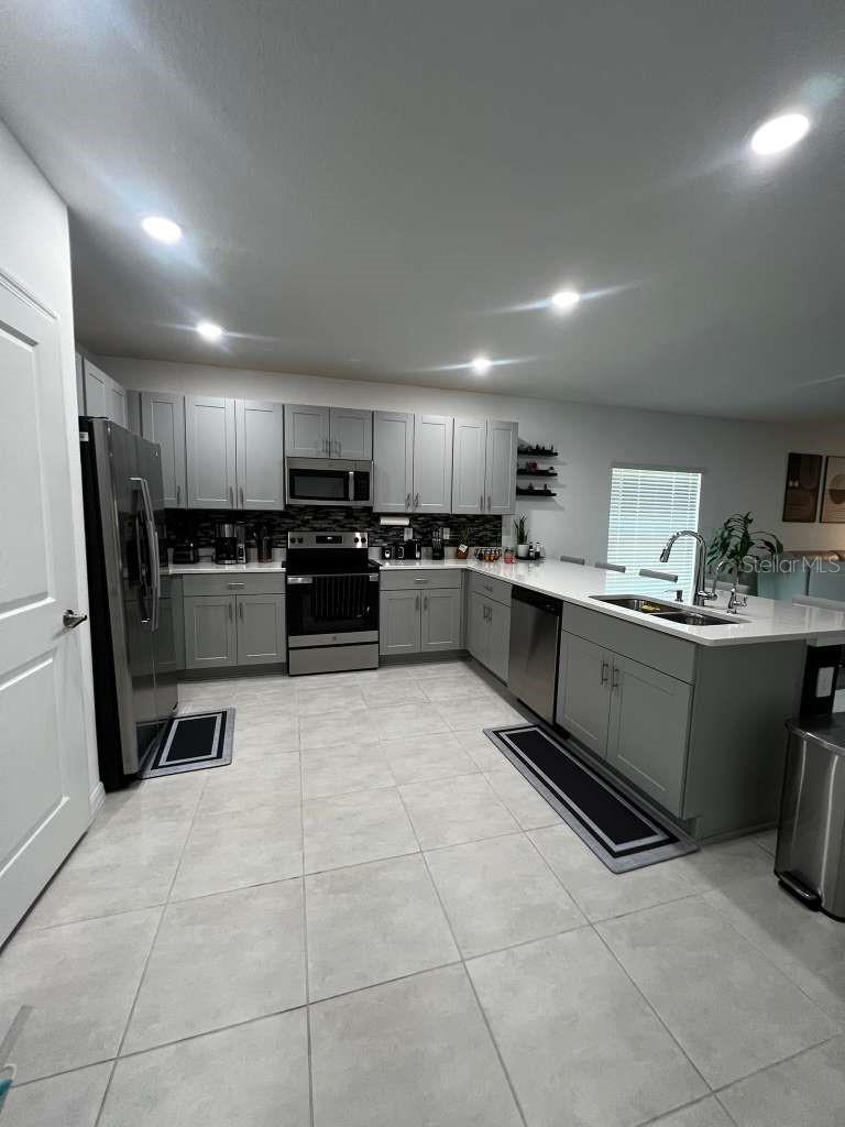 Image 5 of 20 For 205 Acorn Road