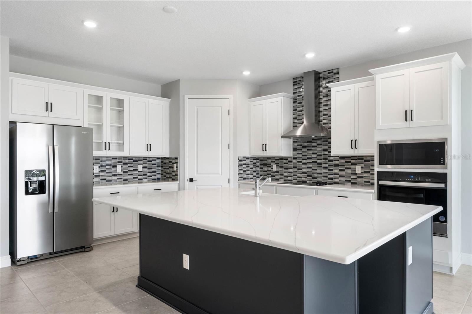 Image 2 of 36 For 2112 Keystone Pass