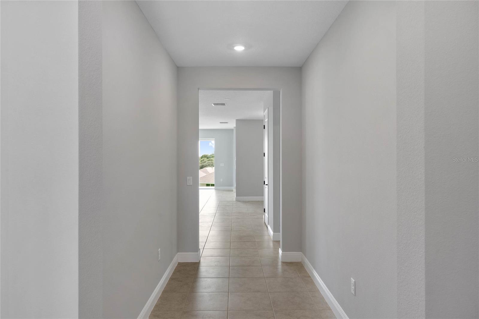 Image 21 of 36 For 2112 Keystone Pass