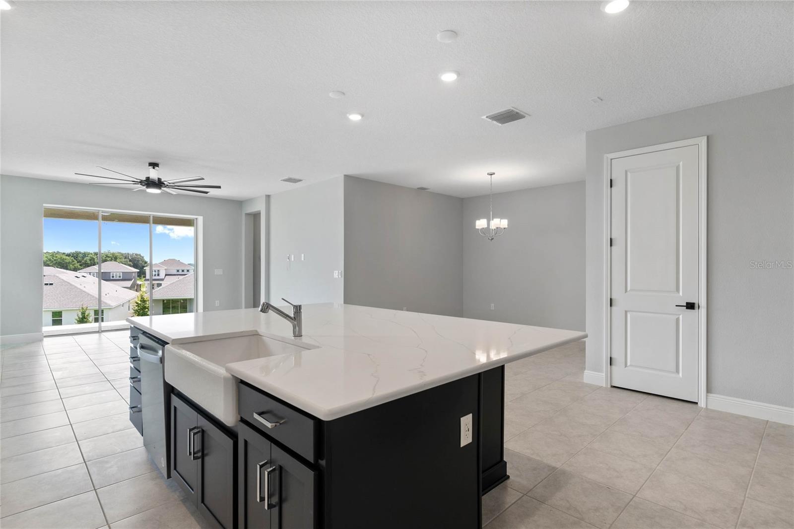 Image 4 of 36 For 2112 Keystone Pass