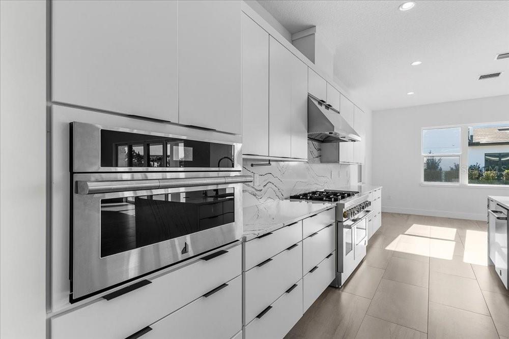 Image 17 of 64 For 9004 Santorini Drive