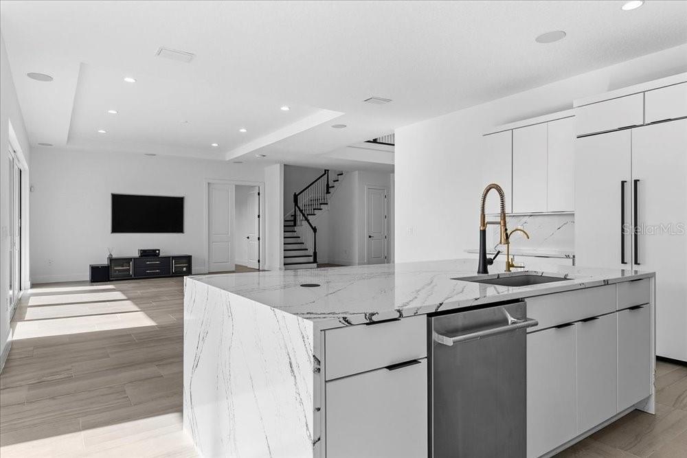 Image 18 of 64 For 9004 Santorini Drive