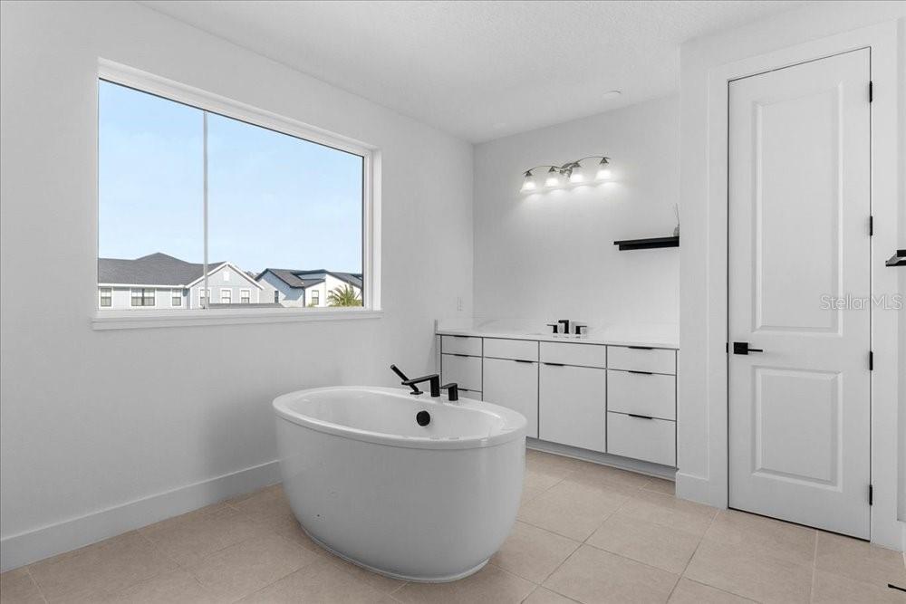 Image 29 of 64 For 9004 Santorini Drive