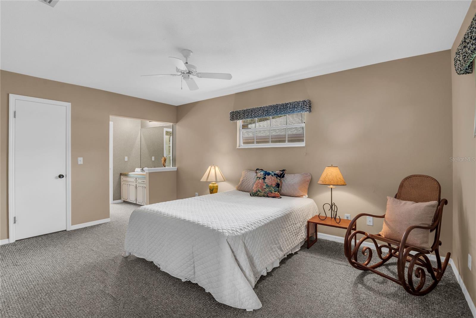 Image 26 of 53 For 1620 Summerlin Avenue