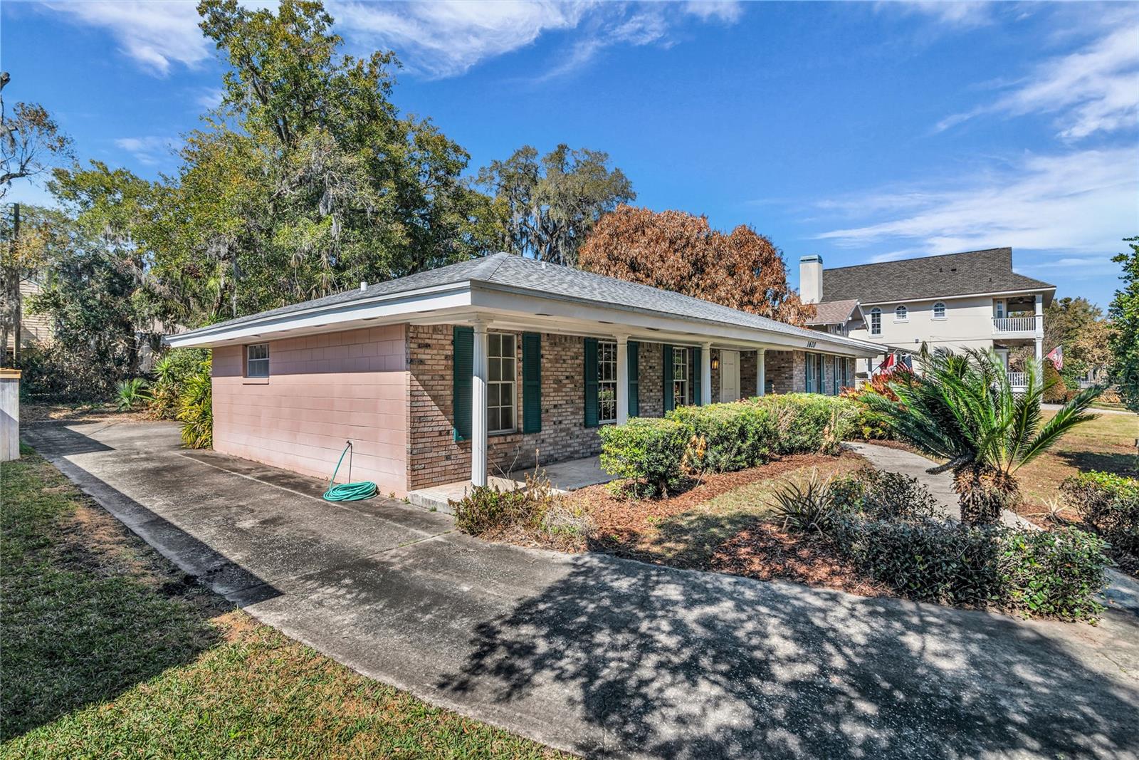 Image 39 of 53 For 1620 Summerlin Avenue