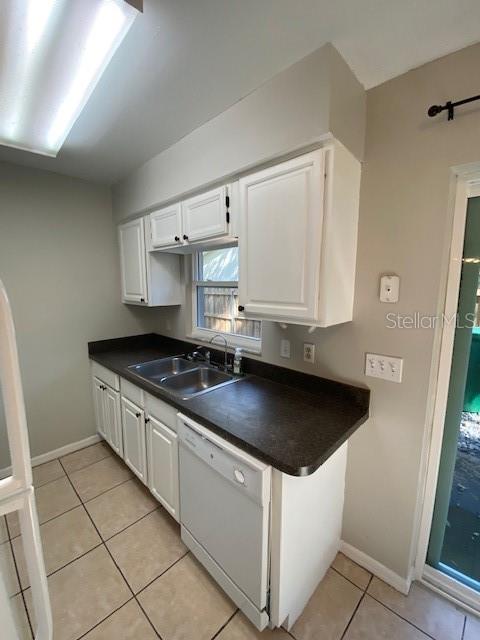 Image 4 of 14 For 226 Short Street