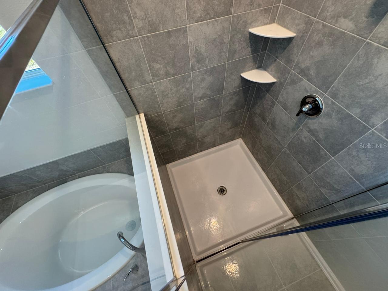 Image 18 of 38 For 93 Nine Iron Drive