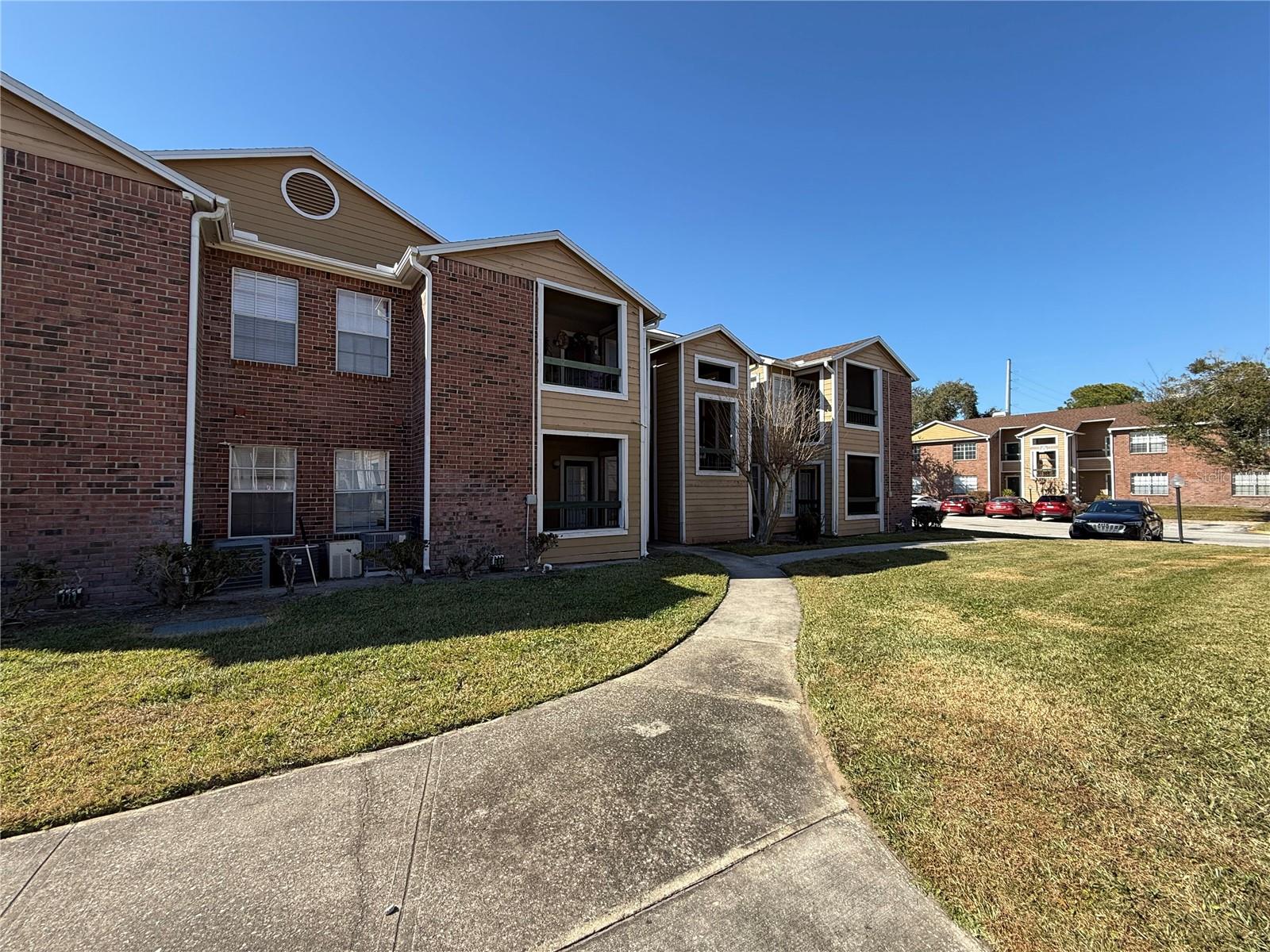 Image 22 of 24 For 5500 Devonbriar Way 104